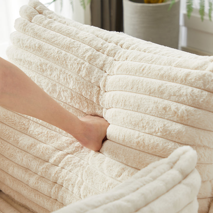 W834P4130532503110000008_media_4_detail